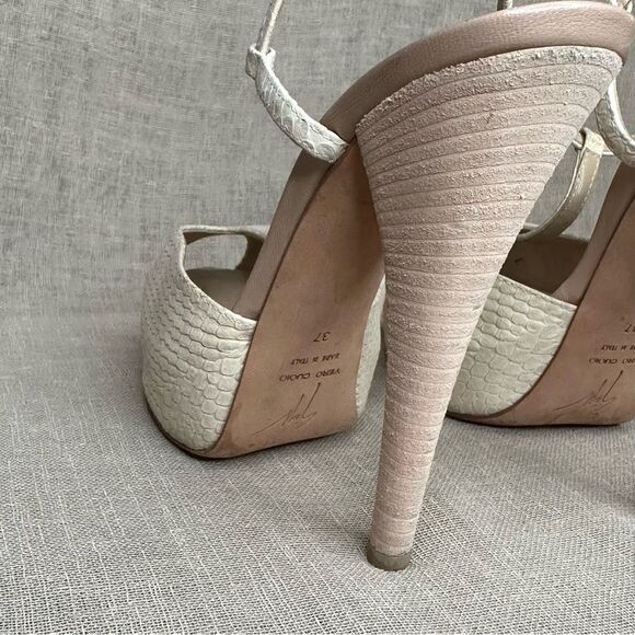 Giuseppe Zanotti Rescue - Picture 7 of 8